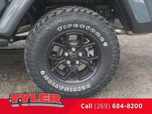 New 2026 Jeep Gladiator Sport AWD/4WD image 45