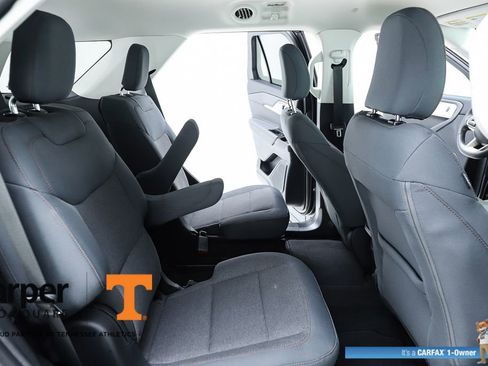 Used 2025 Ford Explorer Active image 37