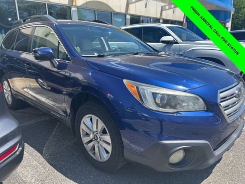Used 2015 Subaru Outback 2.5i Premium AWD/4WD image 2