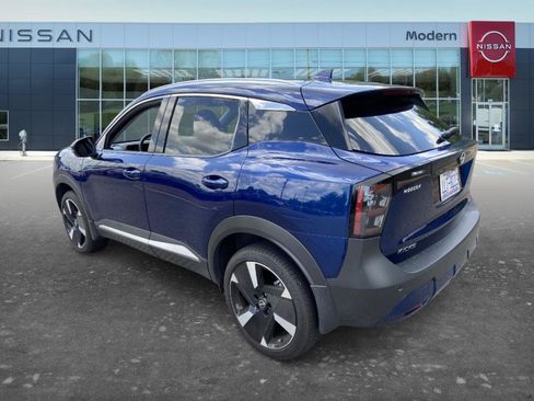 Certified 2025 Nissan Kicks SR FWD image 6