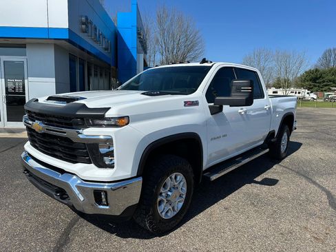 Used 2025 Chevrolet Silverado 2500 LT w/ Convenience Package image 1