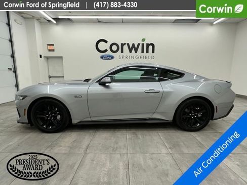 Certified 2024 Ford Mustang GT RWD image 2