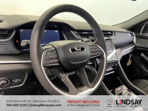 New 2025 Jeep Grand Cherokee Laredo X w/ Luxury Tech Group I image 22