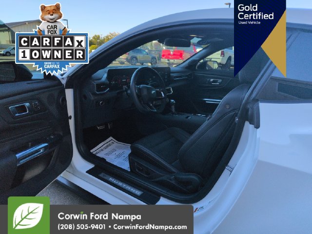 Used 2025 Ford Mustang GT Premium RWD image 11