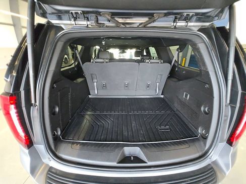 Used 2021 GMC Yukon XL SLT AWD/4WD image 23