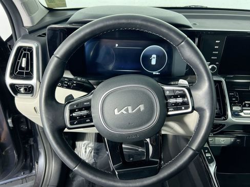 Certified 2023 Kia Sorento SX Prestige w/ Panoramic Sunroof Package image 15