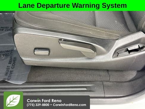 Used 2019 Chevrolet Colorado LT w/ LT Convenience Package image 18