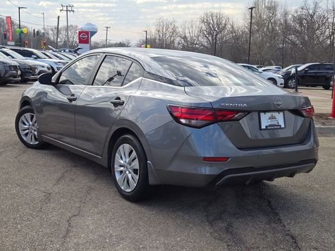 Used 2024 Nissan Sentra S FWD image 10