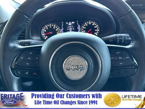 Used 2018 Jeep Renegade Altitude image 23