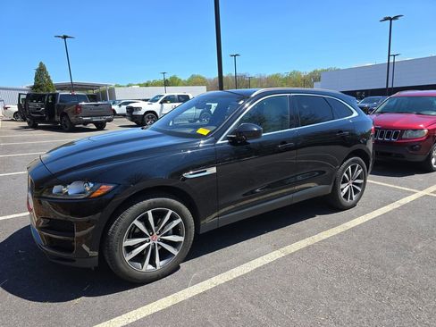 Used 2020 Jaguar F-PACE Prestige image 4