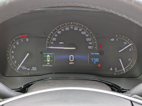 Used 2018 Cadillac XT5 Base image 30