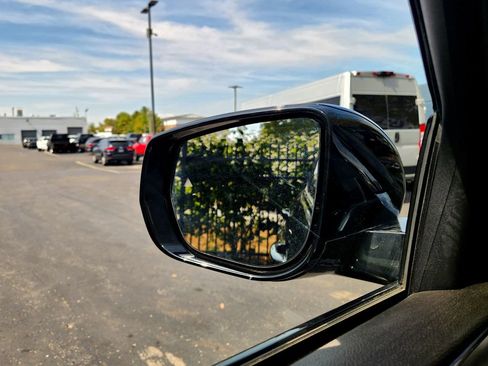 Used 2022 Jeep Grand Cherokee Limited 4xe image 11