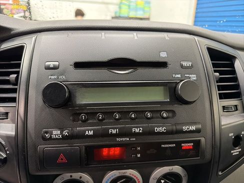 Used 2008 Toyota Tacoma 4x4 Access Cab image 11