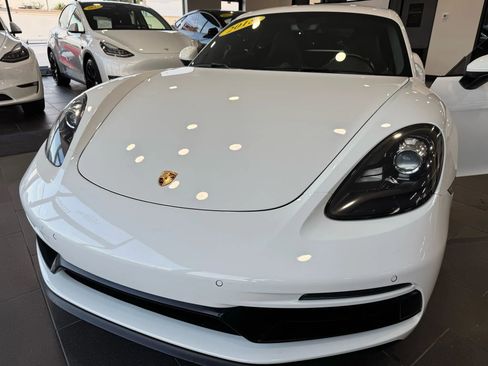 Used 2018 Porsche 718 Cayman GTS image 38