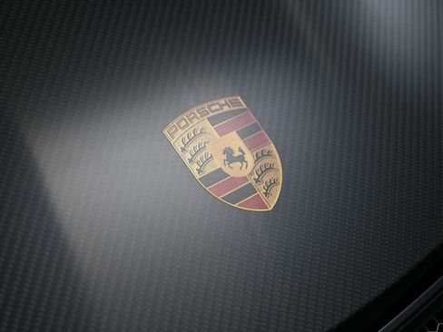 New 2025 Porsche 718 Cayman GT4 RS image 13