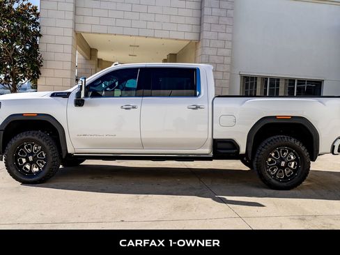 Used 2024 GMC Sierra 2500 Denali Ultimate image 5