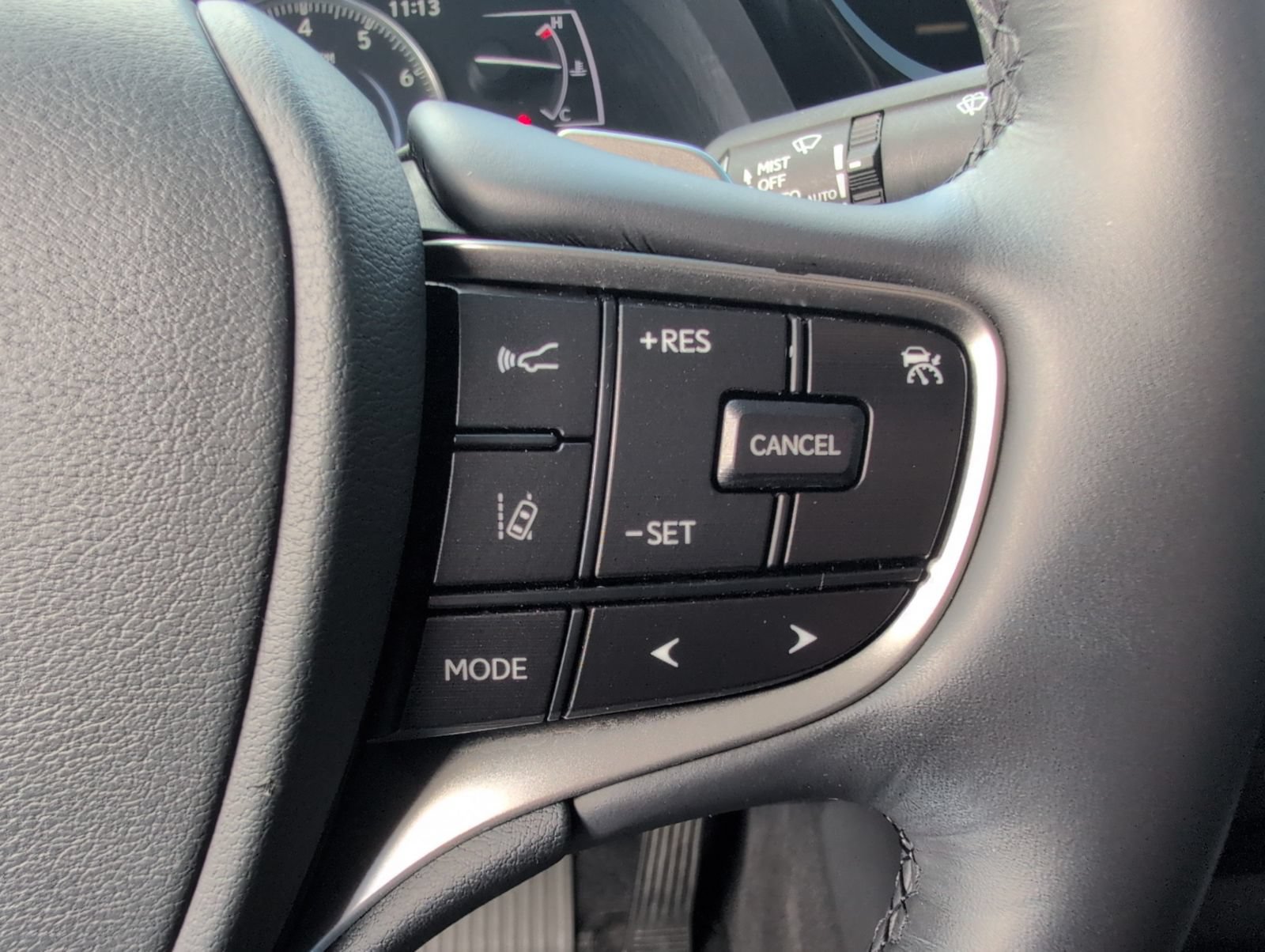 Certified 2024 Lexus ES 350 w/ Premium Package FWD image 12