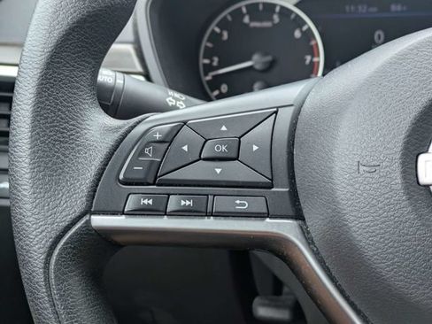 Used 2024 Nissan Altima 2.5 SV FWD image 23