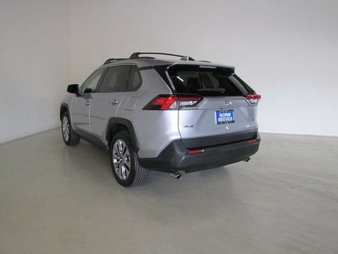 Used 2024 Toyota RAV4 XLE Premium image 24