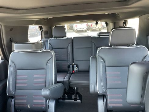 New 2025 GMC Yukon AT4 Ultimate image 34