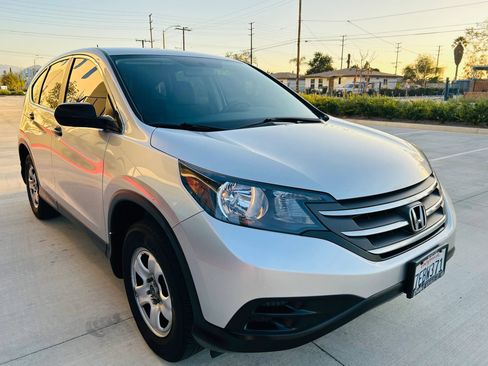 Used 2014 Honda CR-V LX image 4