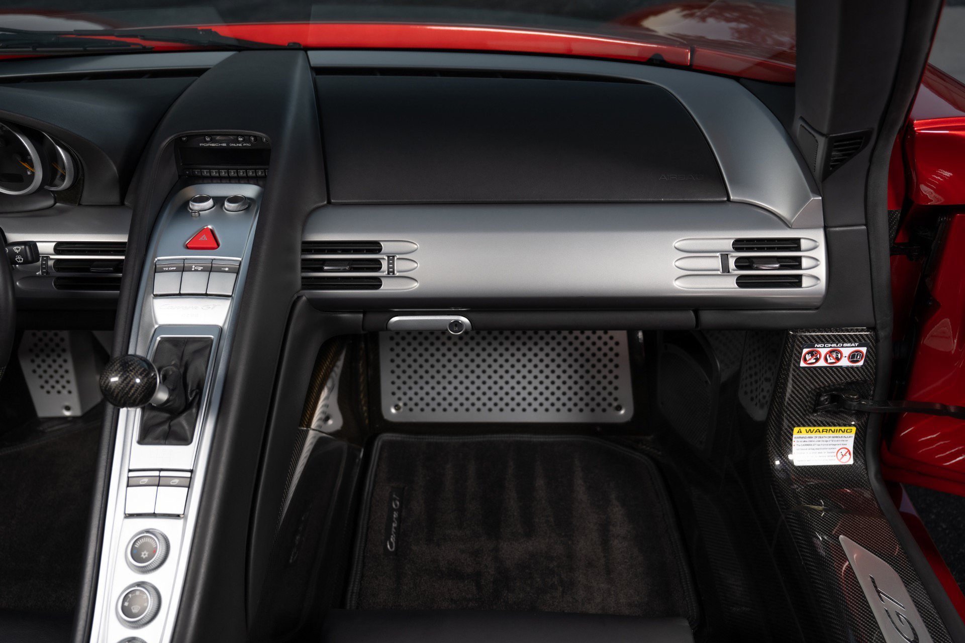 Used 2005 Porsche Carrera GT RWD image 51