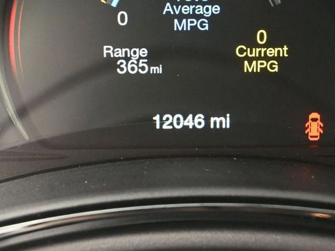 Used 2025 Dodge Durango GT image 39