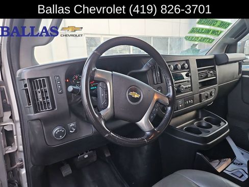 Certified 2017 Chevrolet Express 3500 LS image 10