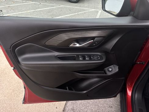 Certified 2024 GMC Terrain SLE w/ Driver Convenience Package image 23