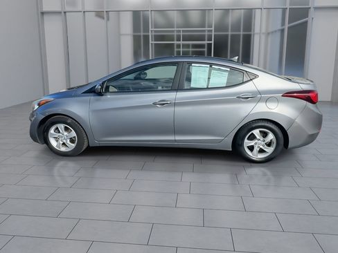 Used 2014 Hyundai Elantra SE image 6