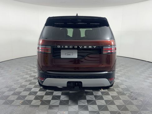 New 2026 Land Rover Discovery Limited Edition image 11
