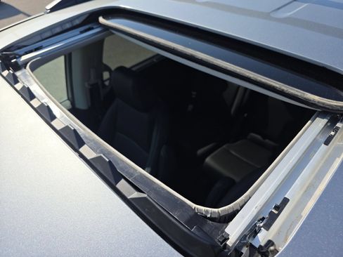 Certified 2026 Honda Odyssey EX-L image 3