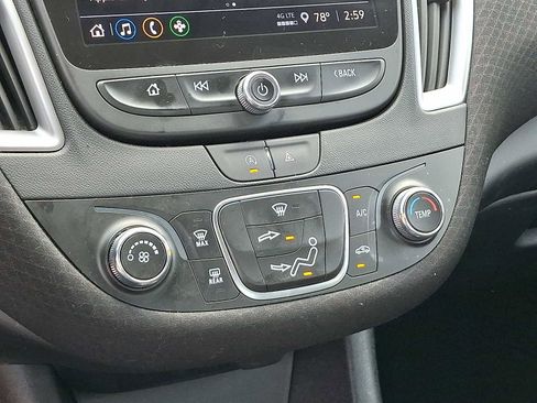 Used 2023 Chevrolet Malibu RS image 15