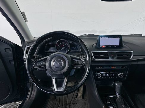 Used 2018 MAZDA MAZDA3 Grand Touring w/ Premium Equipment Package FWD image 24
