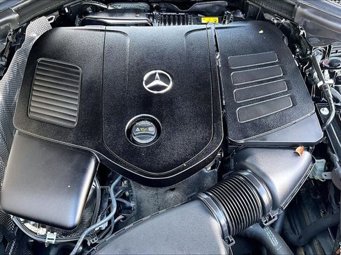 Certified 2023 Mercedes-Benz GLC 300 GLC 300 image 34