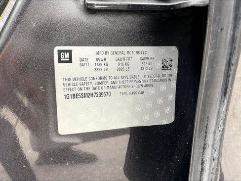 Used 2017 Chevrolet Cruze LT FWD image 34