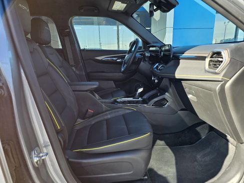 Used 2024 Chevrolet TrailBlazer ACTIV w/ Convenience Package image 10