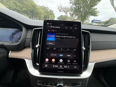 Certified 2026 Volvo XC90 B6 Plus AWD/4WD image 46