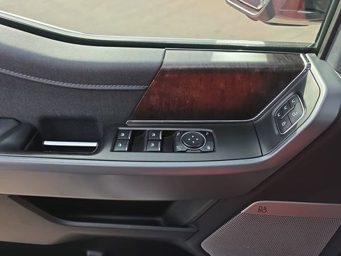 Used 2023 Ford F150 Lariat w/ Max Trailer Tow Package image 31