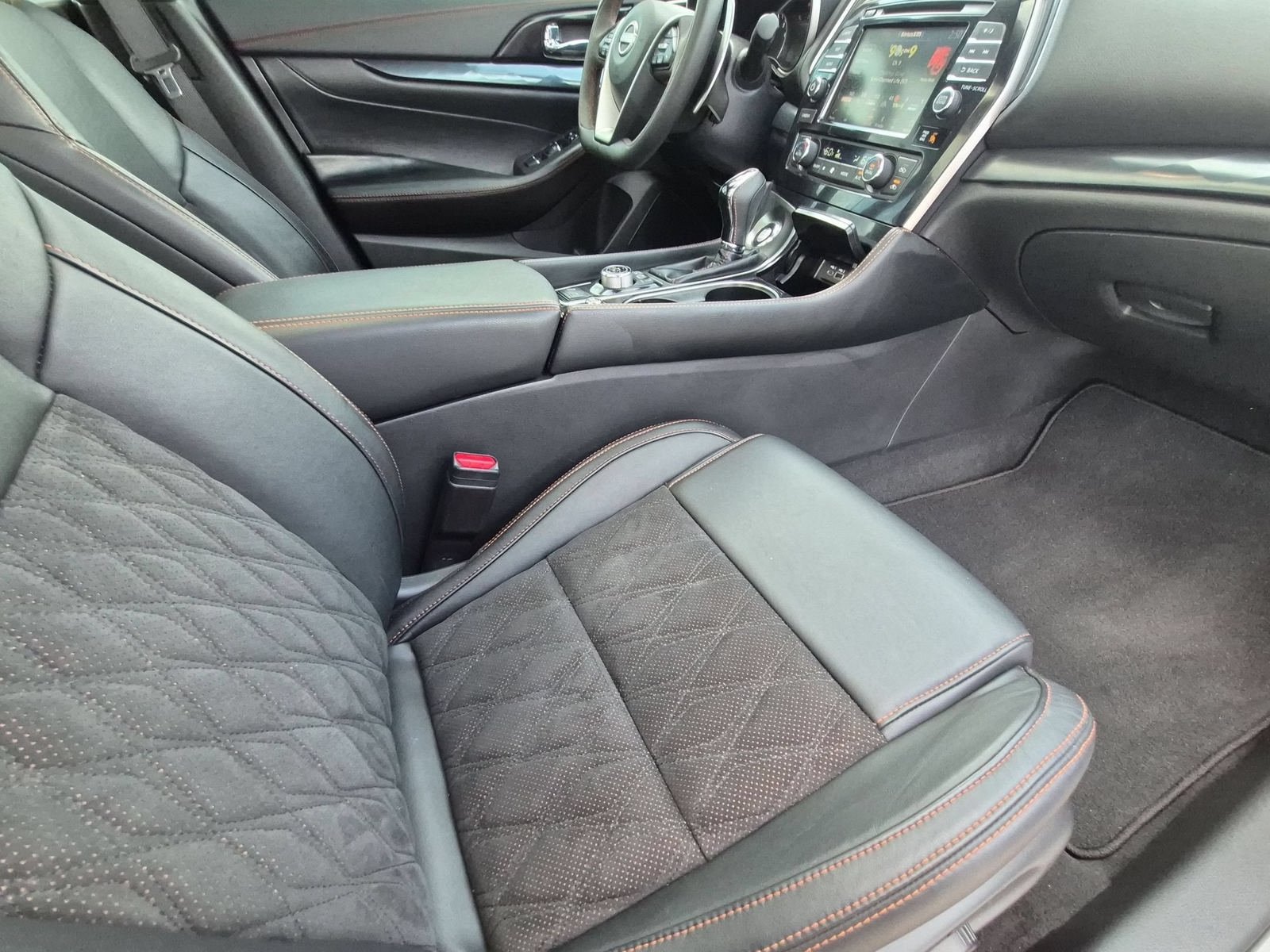 Used 2023 Nissan Maxima SR w/ Sport Mat Group FWD image 31