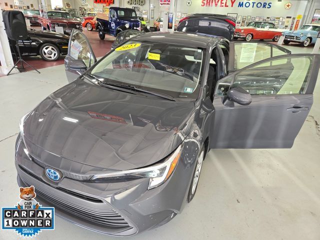 Used 2023 Toyota Corolla LE w/ Carpet Mat Package (TMS) FWD image 40