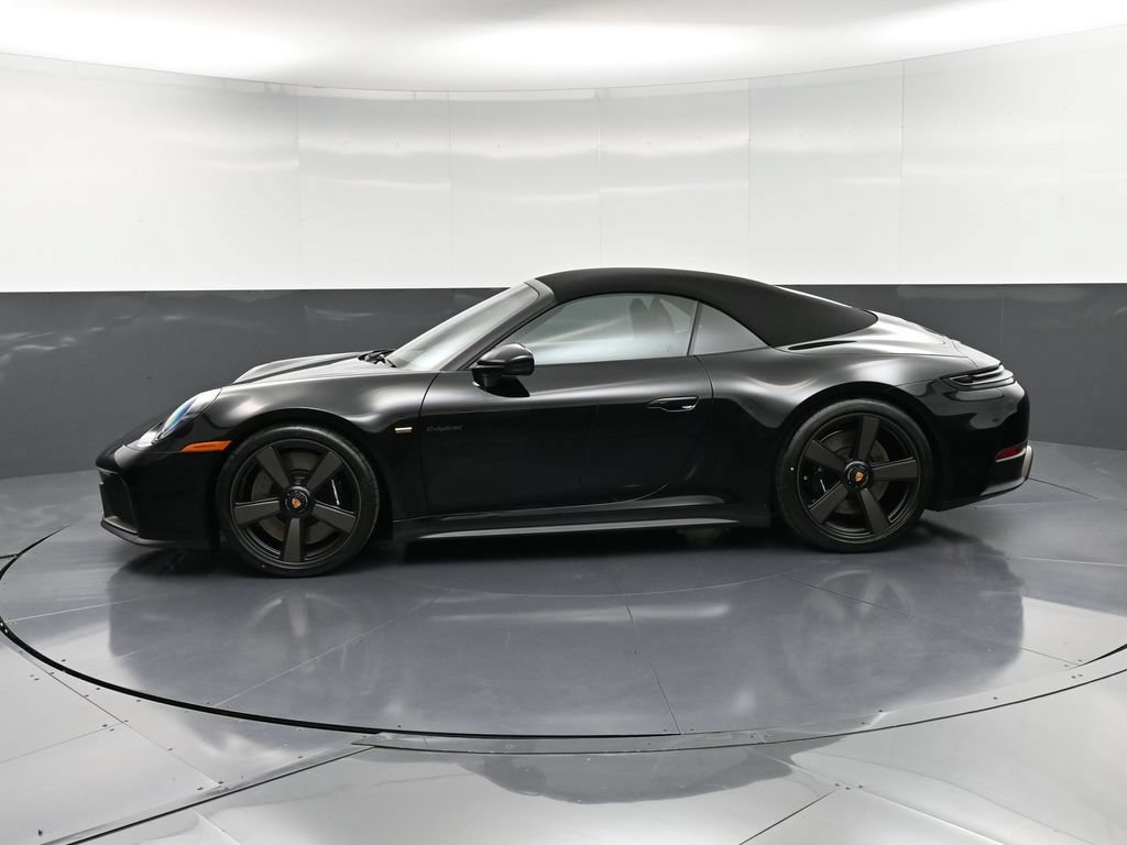 Certified 2026 Porsche 911 GTS RWD image 2