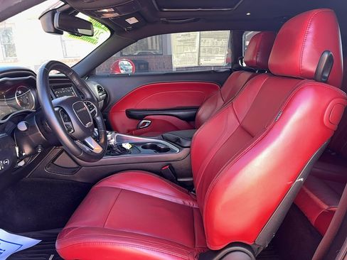 Used 2018 Dodge Challenger SXT Plus image 12