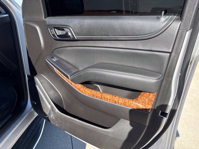 Used 2016 Chevrolet Tahoe LTZ AWD/4WD image 18