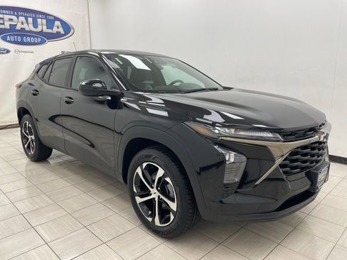 New 2026 Chevrolet Trax RS w/ Driver Confidence Package image 1