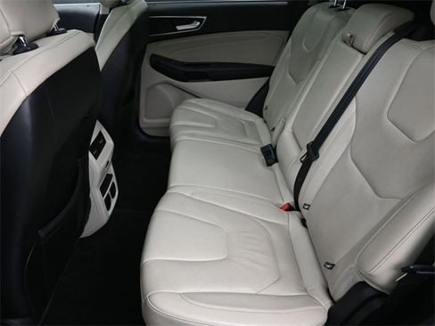 Used 2017 Ford Edge Titanium w/ Equipment Group 301A image 19