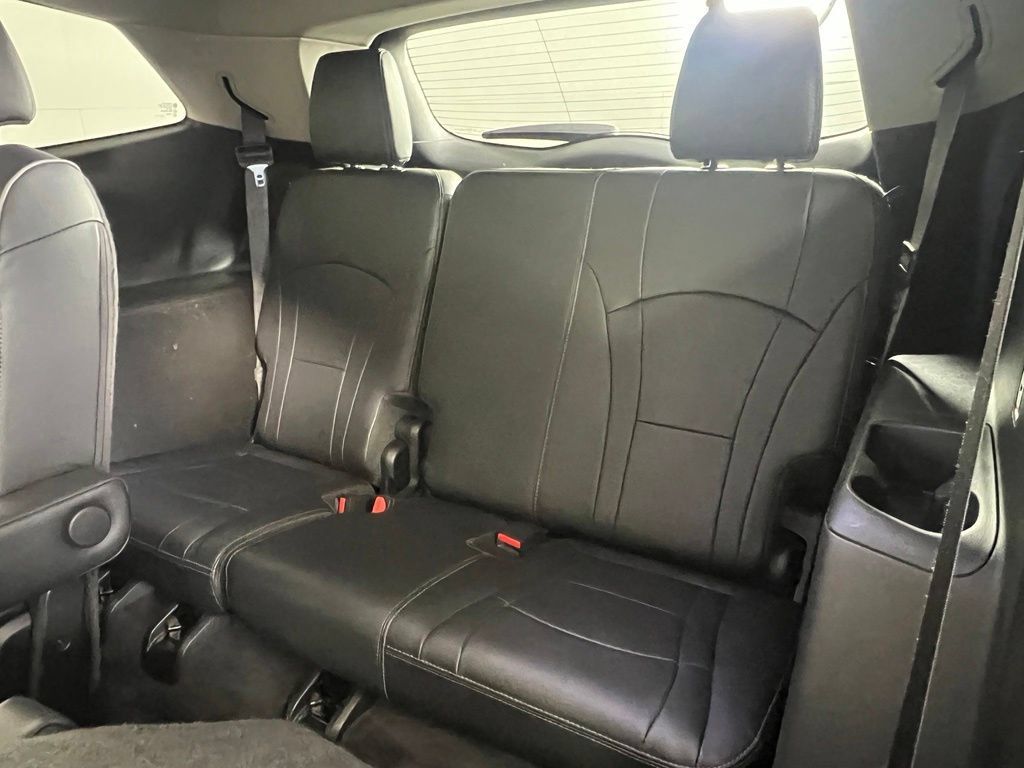 Used 2019 Buick Enclave Avenir w/ Avenir Technology Package AWD/4WD image 18