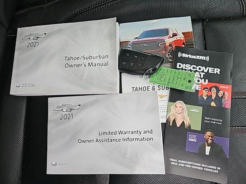 Used 2021 Chevrolet Suburban RST w/ Luxury Package image 7