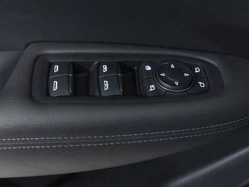 Used 2024 Cadillac XT6 Sport w/ Technology Package AWD/4WD image 17