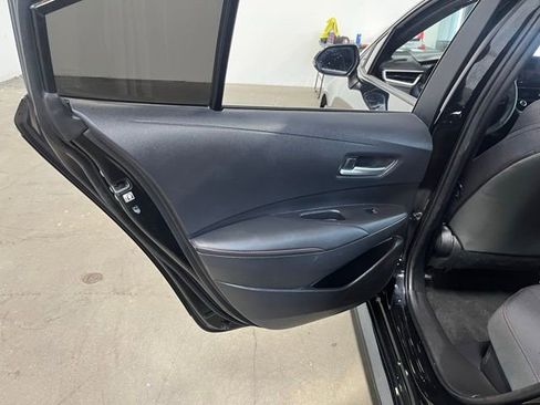 Used 2025 Toyota Corolla SE FWD image 19
